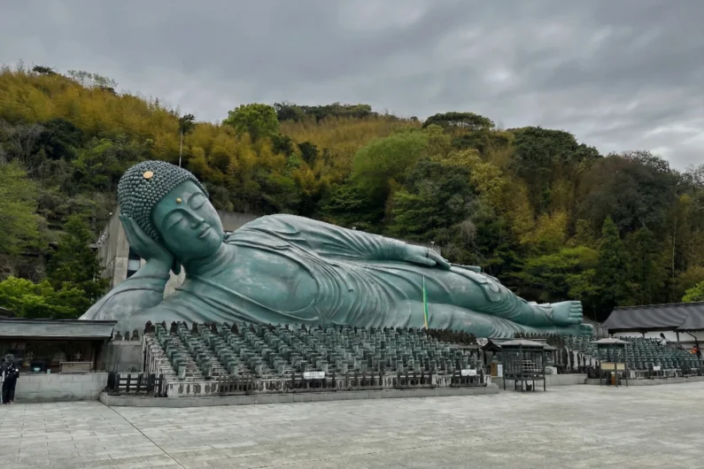 Templo nanzoin en fukuoka y el gran buda - templo nanzoin gran buda tumbado Templo nanzoin