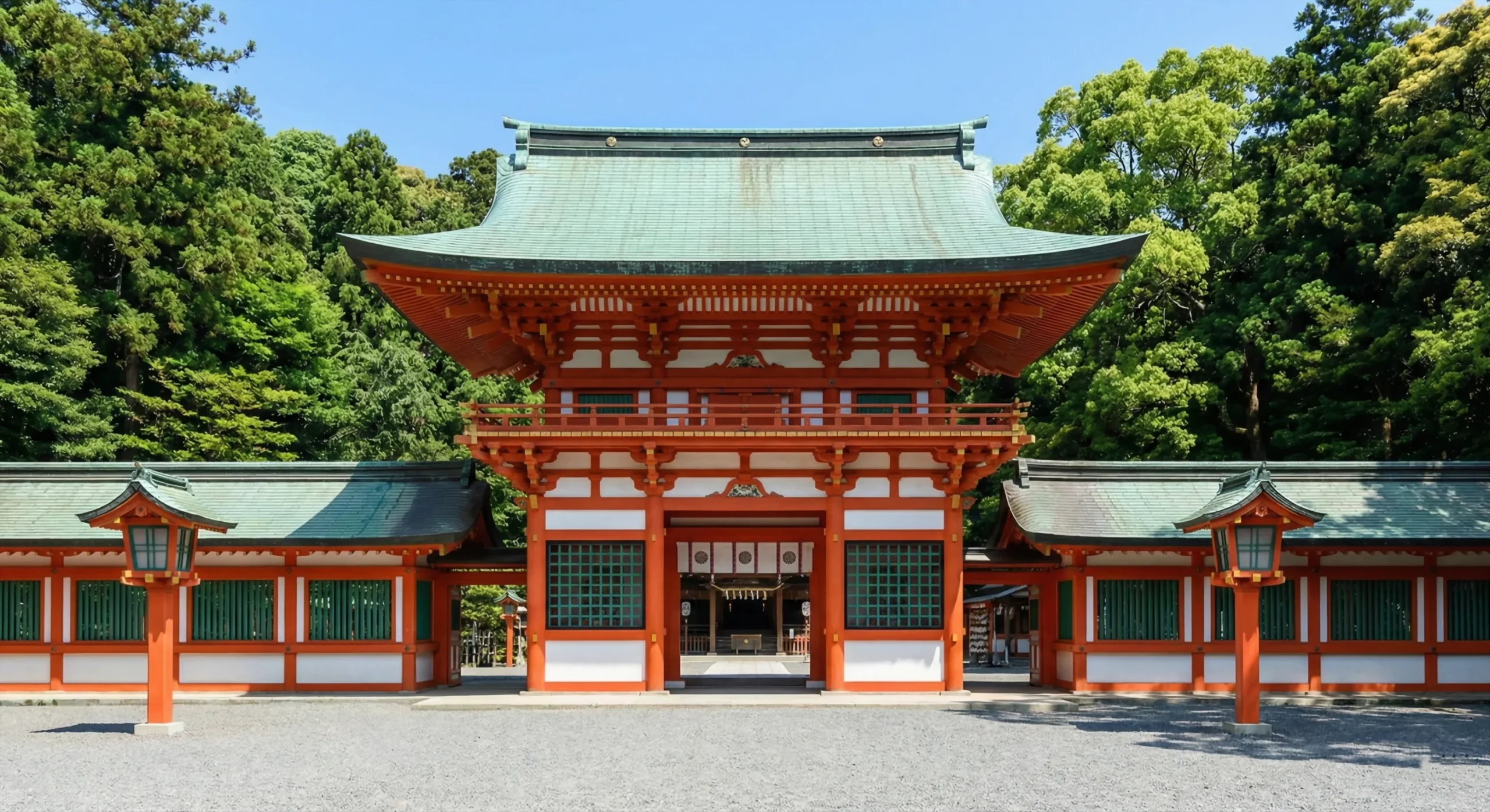 Qué visitar en kawagoe: arquitectura y tradición a un paso de tokio - santuario hikawa jinja en saitama barrio de omiya ku scaled El santuario hikawa jinja en saitama se mantiene como un pilar fundamental de la espiritualidad y las tradiciones familiares en este 2026